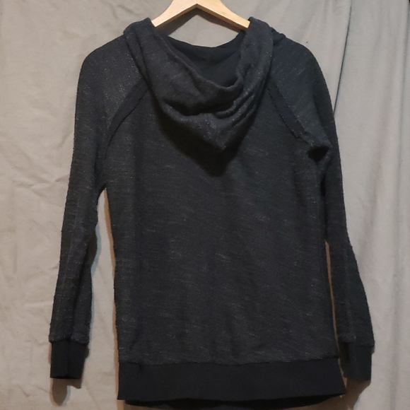 Roxy marled black pullover hoodie. - Picture 4 of 7